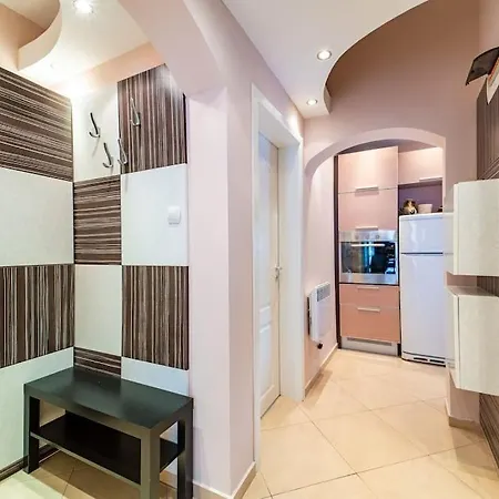 Ohrid 2bdr * ヴァルナ