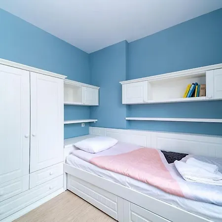 Ohrid 2bdr アパート