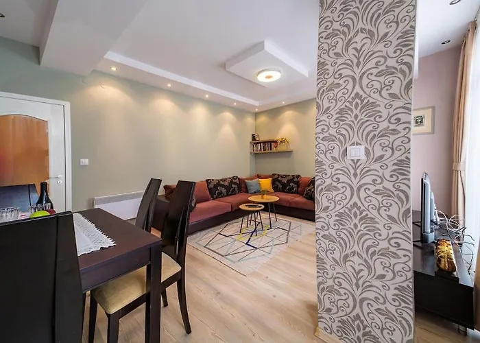 Ohrid 2bdr * فارنا