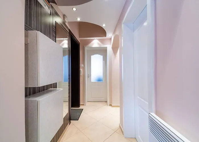 Ohrid 2bdr فارنا